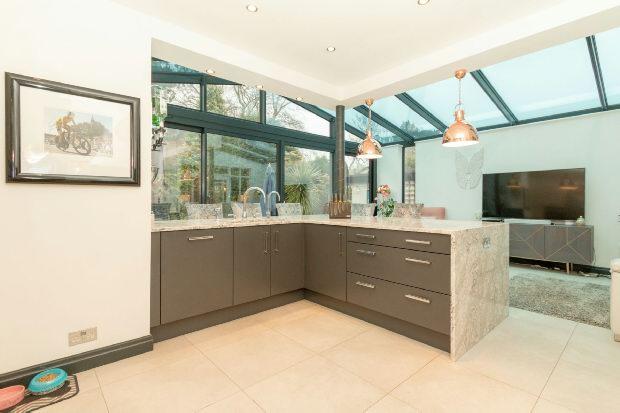 Kitchen Area 2