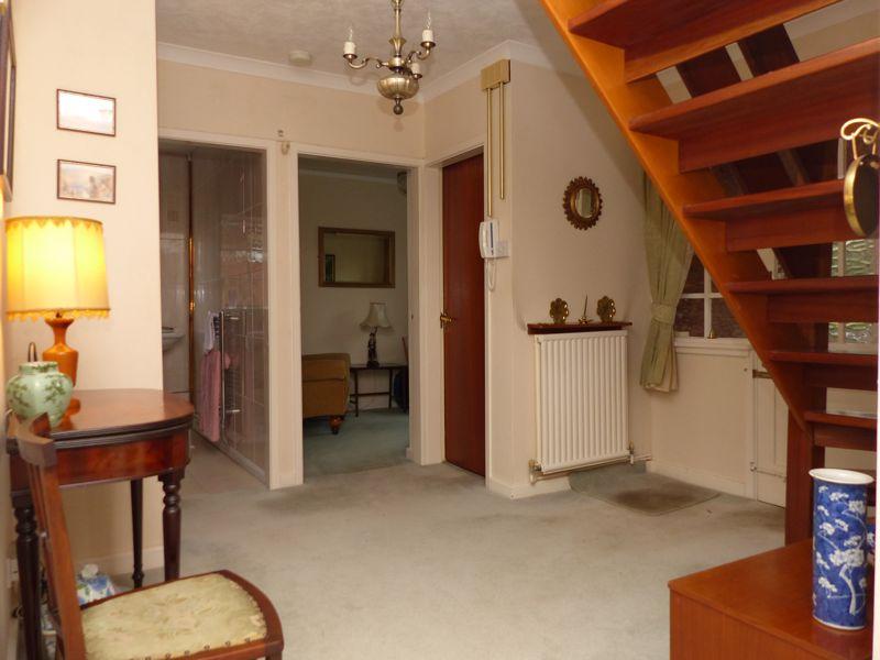 St Johns Hill, Shenstone, Lichfield, WS14 0JB 4 bed detached bungalow