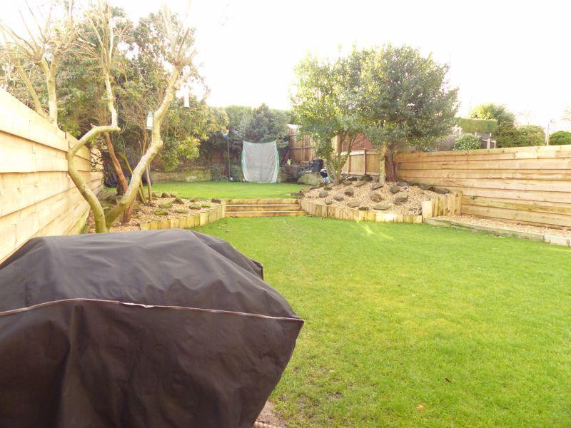 Photo 32
