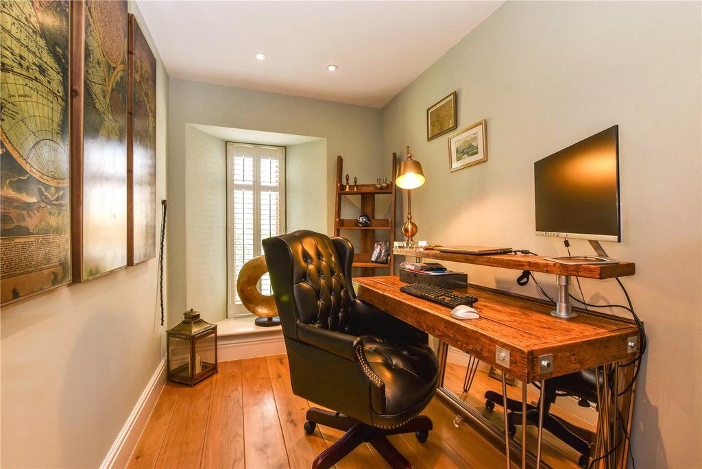 Study/Bedroom 4