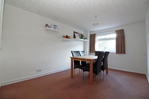 8 Cotelands, Croydon, CR0 5UD