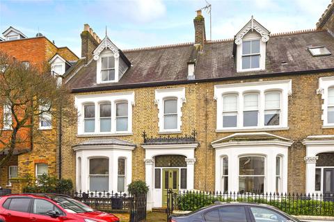 18 Walpole Gardens, London, W4 4HG