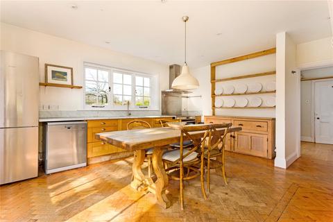 Dove House Midhurst Road, Petersfield, GU31 5AT