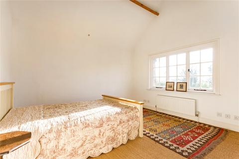 Dove House Midhurst Road, Petersfield, GU31 5AT