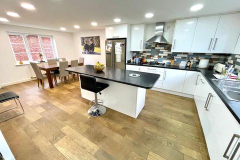 22 Harefield, Grange Park, Northampton, NN4 5DQ