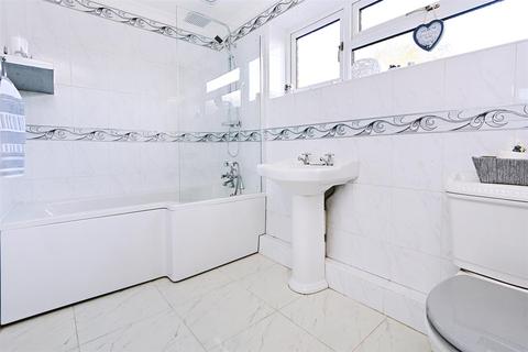 374a Bedonwell Road, Belvedere, DA17 5PE
