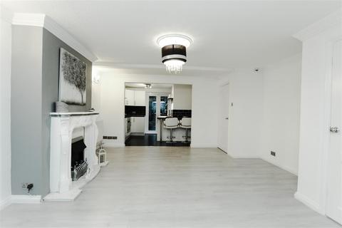 374a Bedonwell Road, Belvedere, DA17 5PE