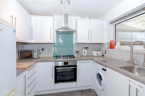 43 Coleridge Crescent, Goring By Sea, Worthing, BN12 6LU