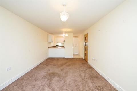 1 bedroom apartment for sale - Justice Court, Holt Road, Cromer, Norfolk, NR27 9EL