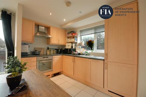 7 Temeraire Place, Brentford, TW8 0HW