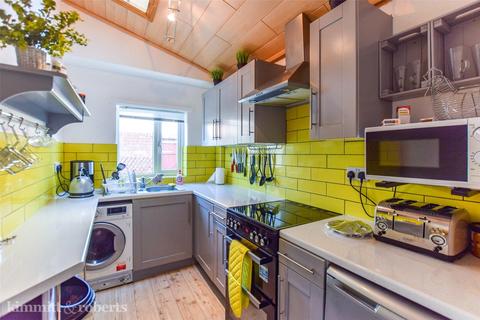 30 Nelson Street, Seaham, SR7 0DG