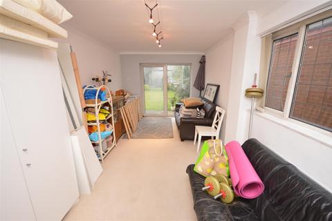 Bearswood Bickenhill Lane, Birmingham, B37 7EY