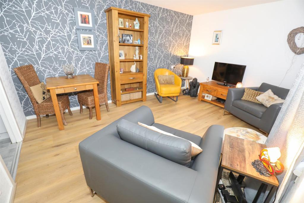 Huntly Drive, Glenrothes 1 bed house £67,000