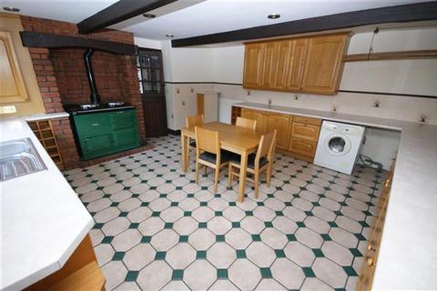 2b Bracken Road, Brighouse, HD6 2HW