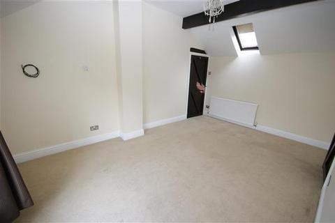 2b Bracken Road, Brighouse, HD6 2HW