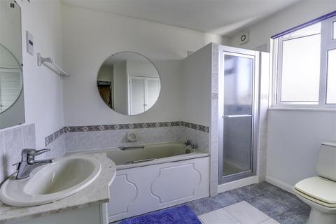 6 Cherrybrook, Southend-on-sea, SS1 3QZ