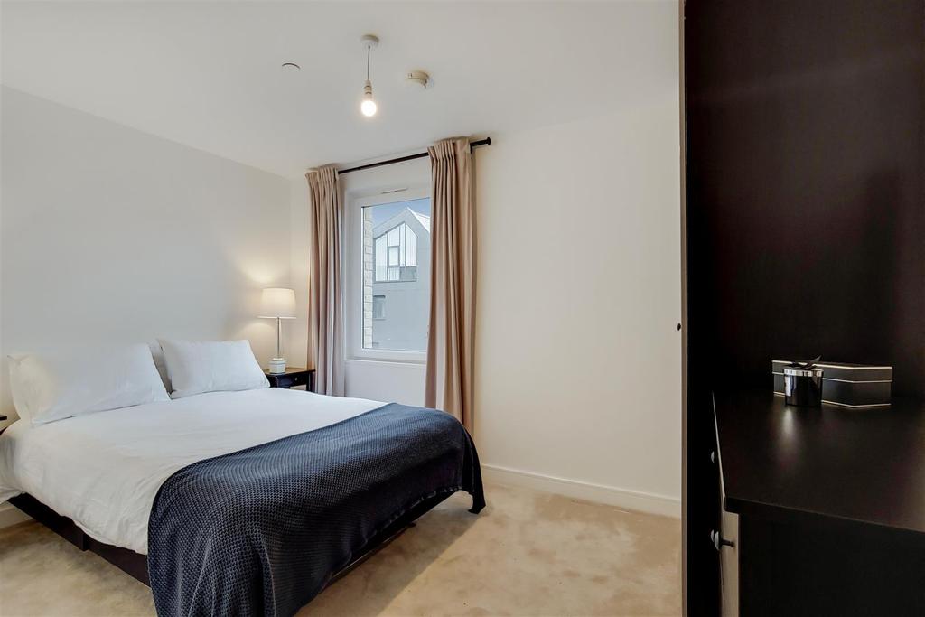 5 Bedroom 2-1.jpg