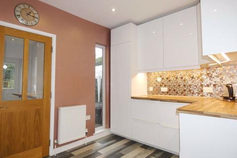 27 Corby Park, North Ferriby, HU14 3AX