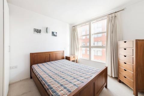 2 bedroom apartment to rent, Corona Building, 162 Blackwall Way, E14