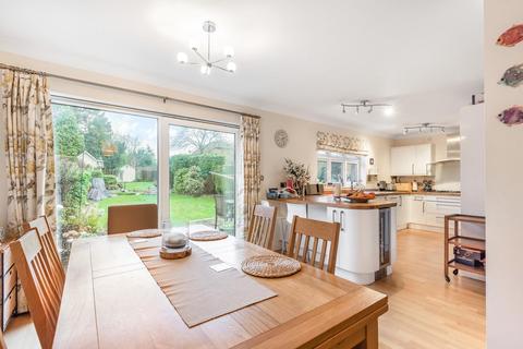 30 Boleyn Gardens, West Wickham, BR4 9NQ