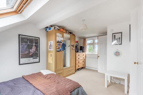 30 Boleyn Gardens, West Wickham, BR4 9NQ