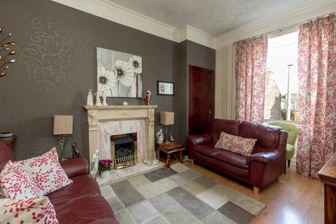 8 Beechwood Terrace, Edinburgh, EH6 8DE
