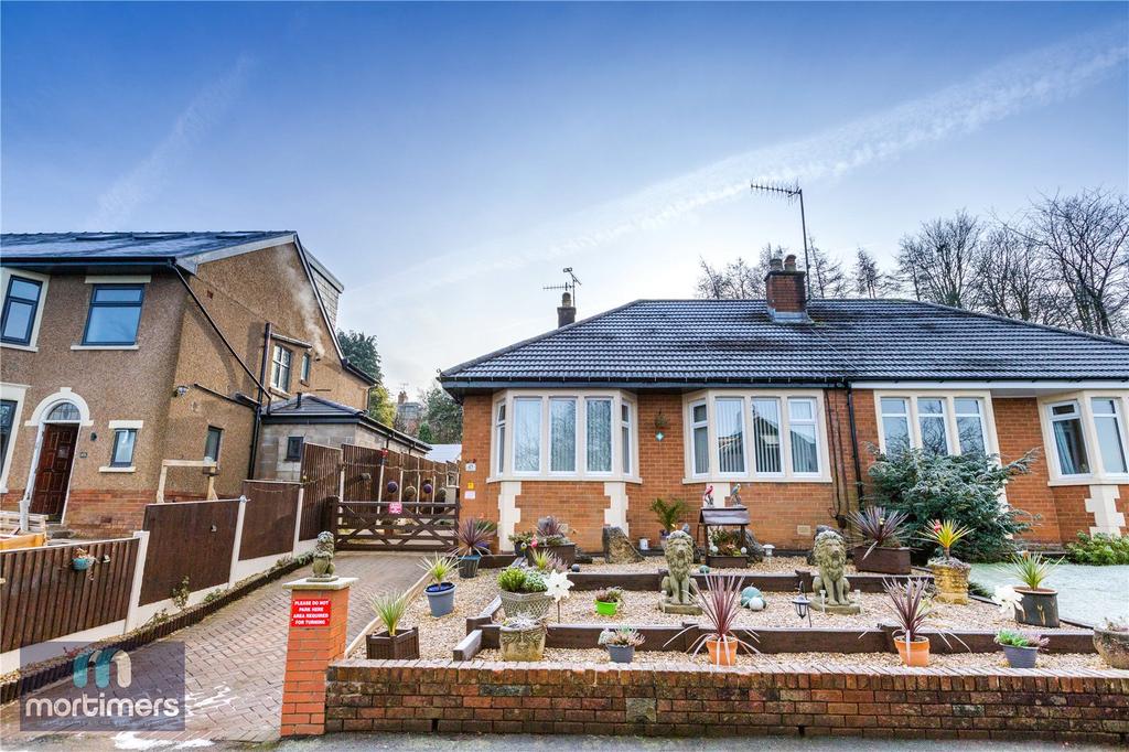 Montreal Road, Blackburn, BB2 2 bed semidetached bungalow £149,950