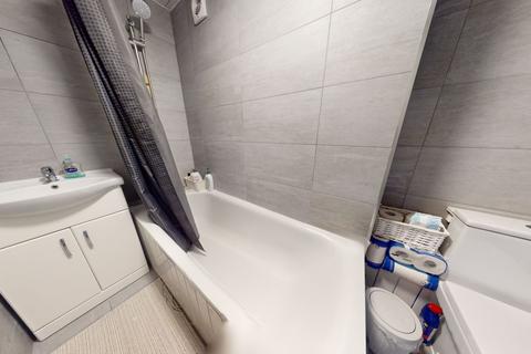 7 Coates Walk, Brentford, TW8 0LU