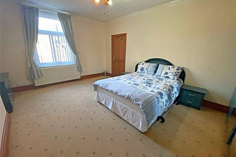 25 Pemberton Drive, Bradford, BD7 1RA