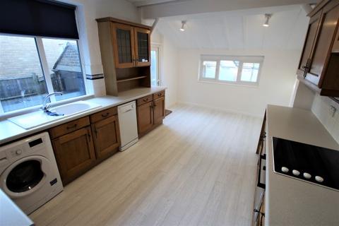 84 Princes Road, Romford, RM1 2SP
