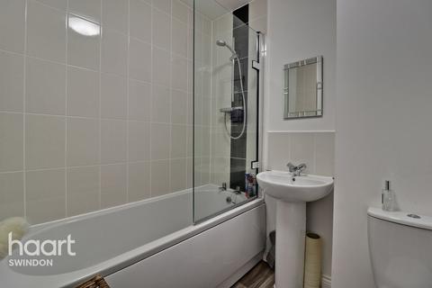 42 Cowleaze, Purton, Swindon, SN5 4FQ