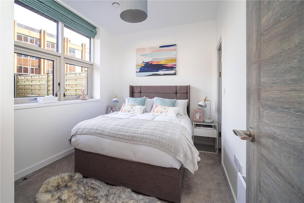 Plot 3, Show Home