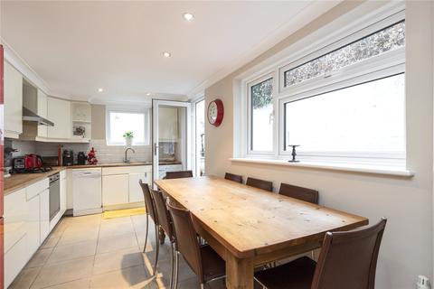 8 Wickersley Road, London, SW11 5QS