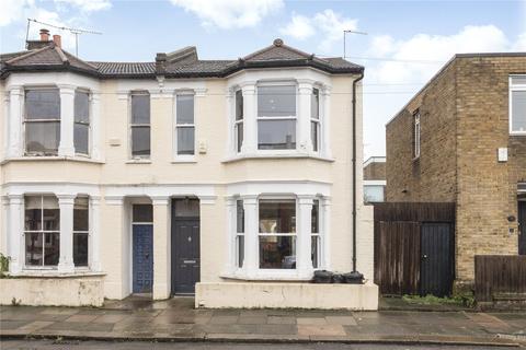 8 Wickersley Road, London, SW11 5QS