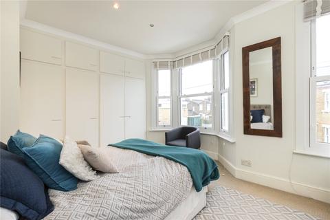 8 Wickersley Road, London, SW11 5QS