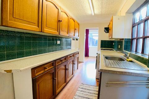 39 Ashdale Drive, Birmingham, B14 4TX