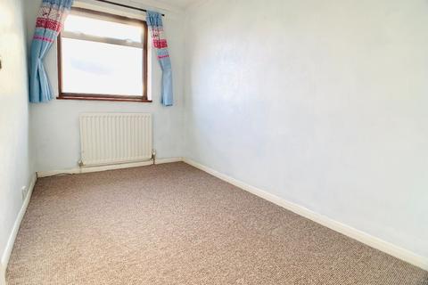 39 Ashdale Drive, Birmingham, B14 4TX