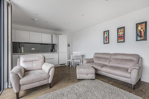 1 bedroom apartment to rent - Staines-upon-Thames,  Surrey,  TW18