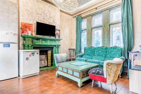 16 Shell Road, London, SE13 7TW