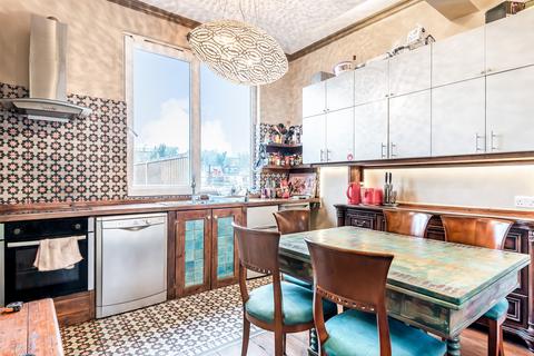 16 Shell Road, London, SE13 7TW