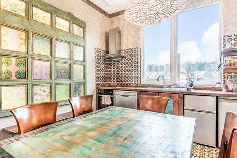 16 Shell Road, London, SE13 7TW