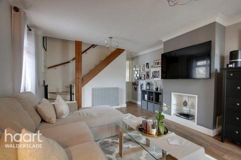 9 Iris Close, Chatham, ME5 9QD