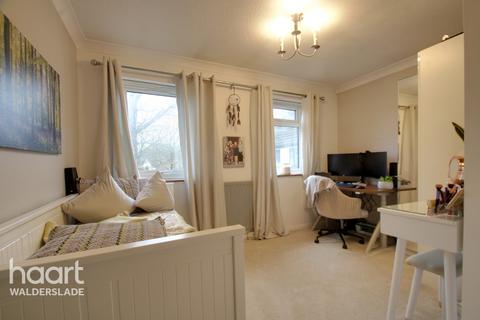 9 Iris Close, Chatham, ME5 9QD