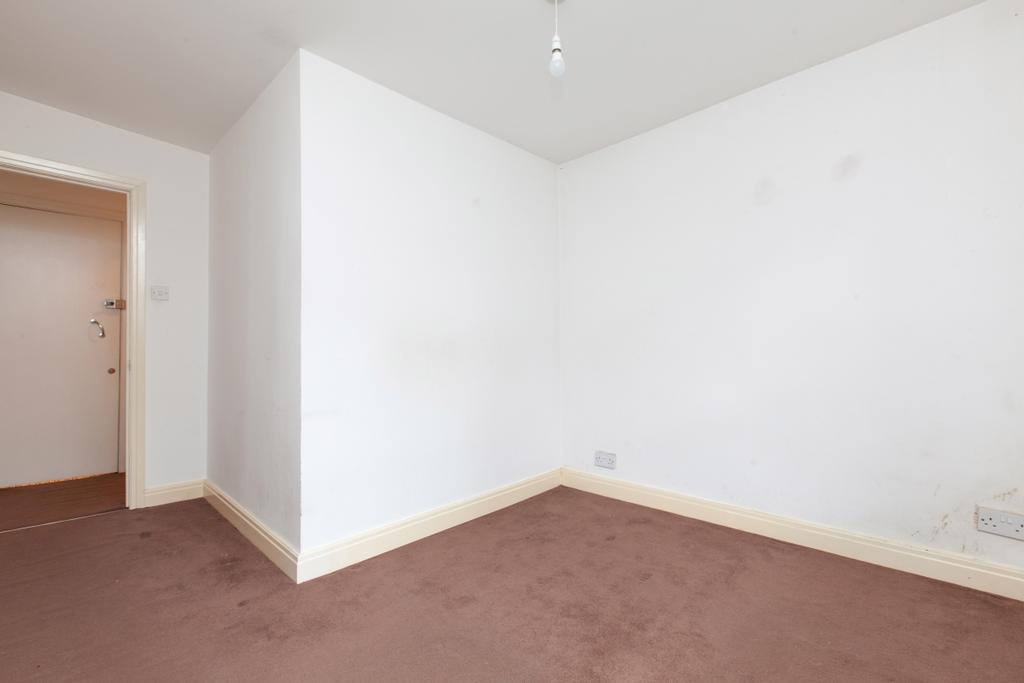 Apartment in Finsbury Park - View 5