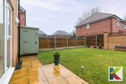 56 Walter Mills Way, Oldham, OL4 3FU