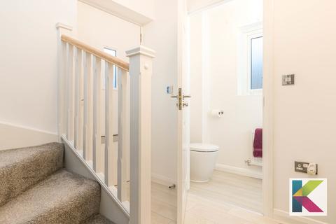 56 Walter Mills Way, Oldham, OL4 3FU