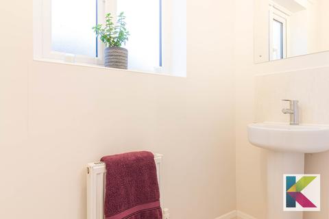 56 Walter Mills Way, Oldham, OL4 3FU