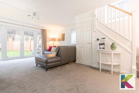 56 Walter Mills Way, Oldham, OL4 3FU