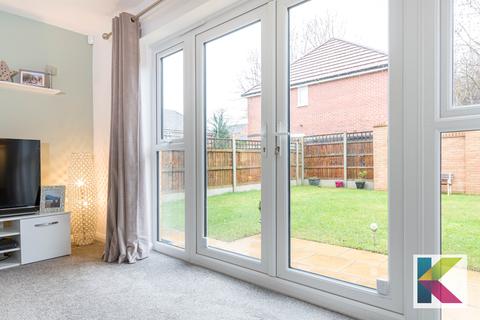 56 Walter Mills Way, Oldham, OL4 3FU