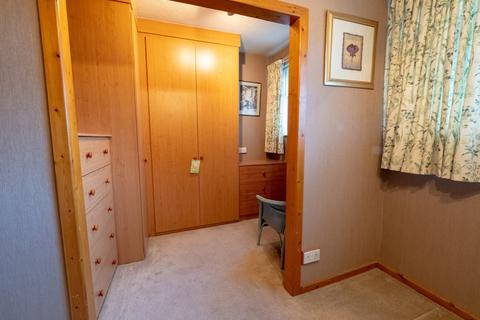 18 Moor Close, Darwen, BB3 3LG